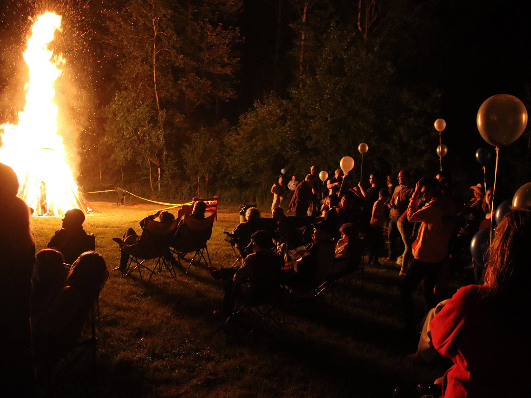 Feu de camp camping la Mine de cuivre à Eastman en Estrie