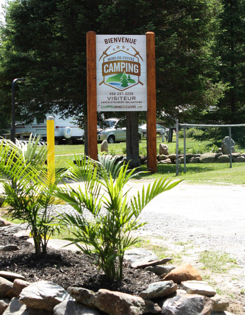 Entrée du camping la Mine de cuivre à Eastman en Estrie