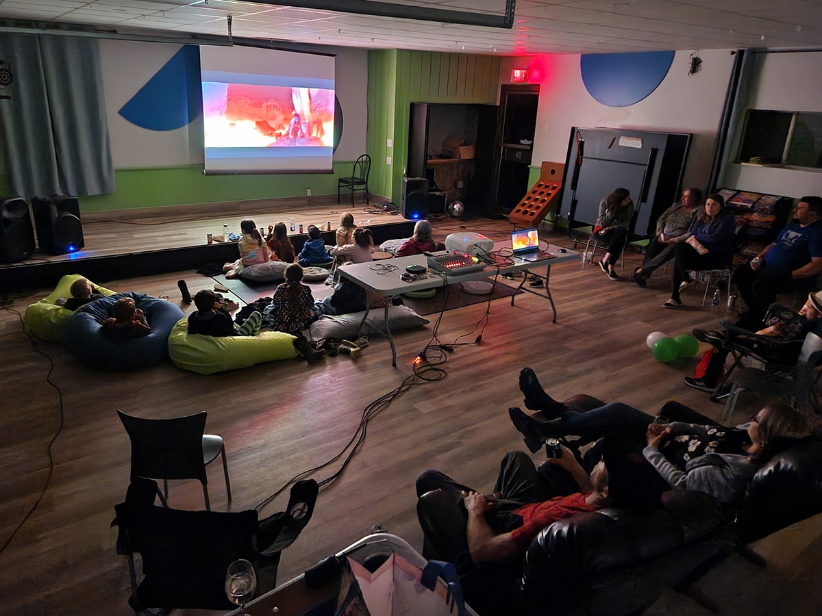 Activité intérieur camping la Mine de cuivre à Eastman en Estrie