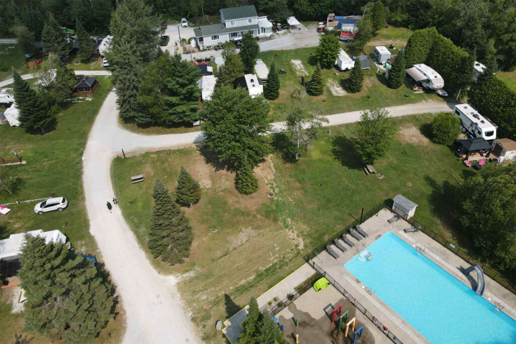 Site du camping la Mine de cuivre à Eastman en Estrie